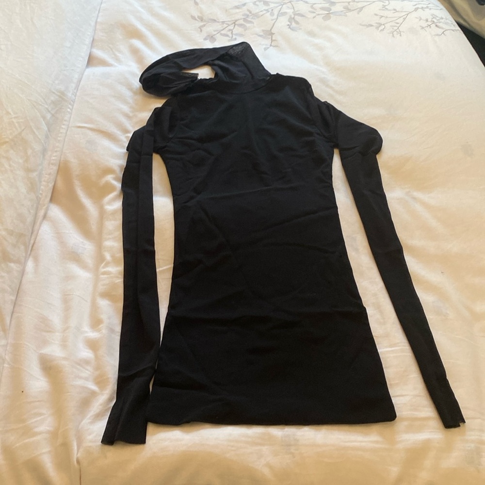 Northland Sheer turtleneck. No Size
